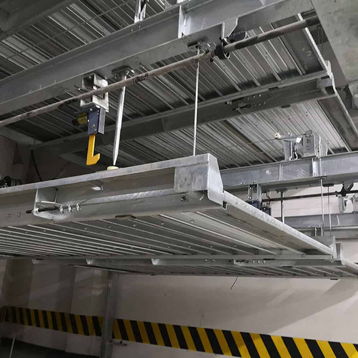 两当负一正三带地坑PSH4-D1四层升降横移机械式立体车库