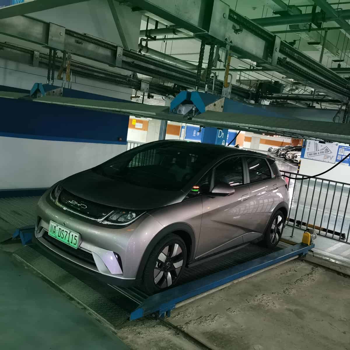 两当单列PSH2二层升降横移机械式立体车库