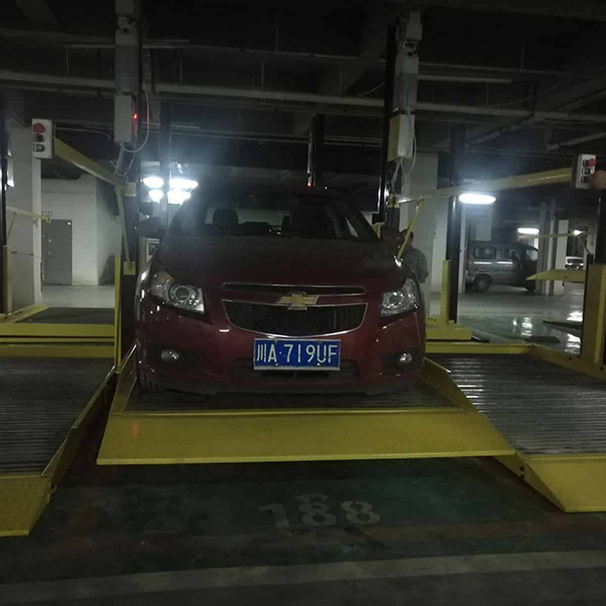 青白江4柱机械式停车库租赁