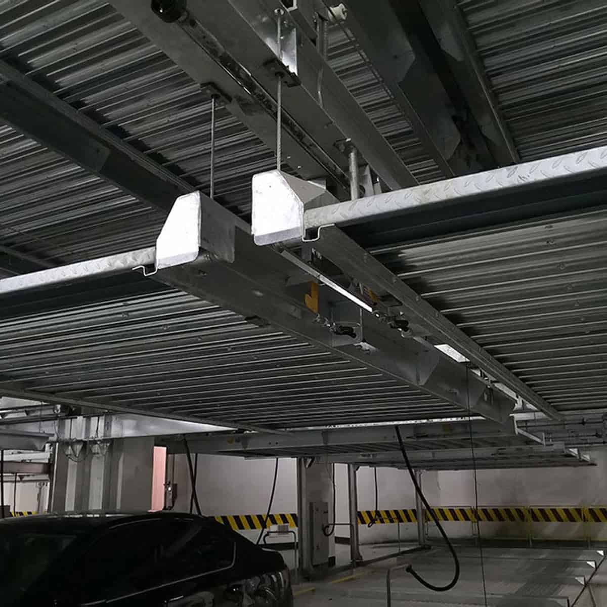 洛南两层停车库过验收