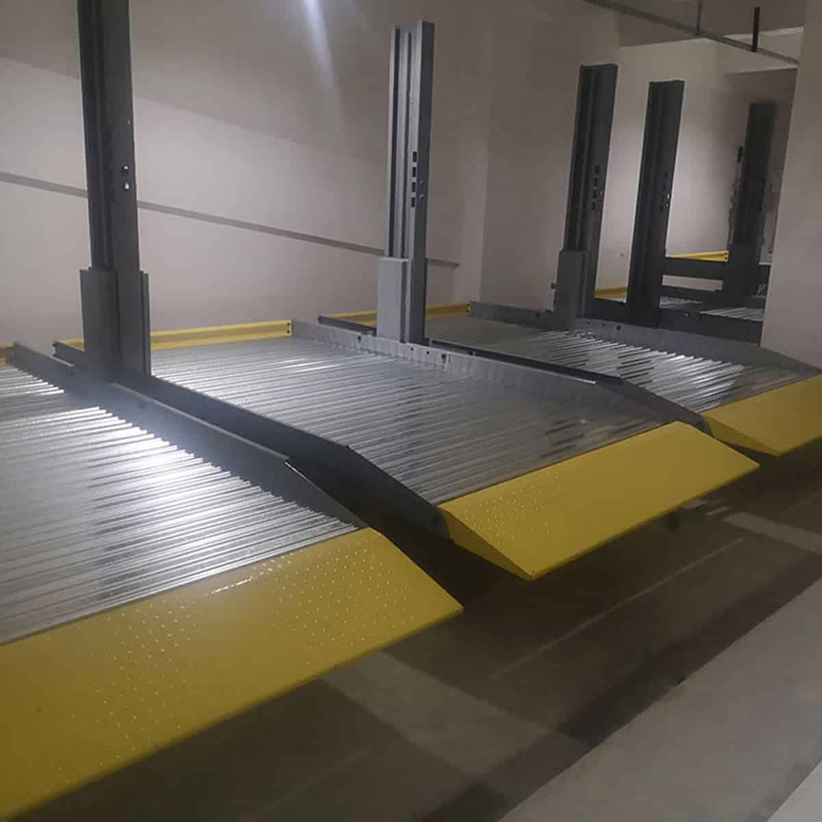 张家川简易式立体停车场拆除