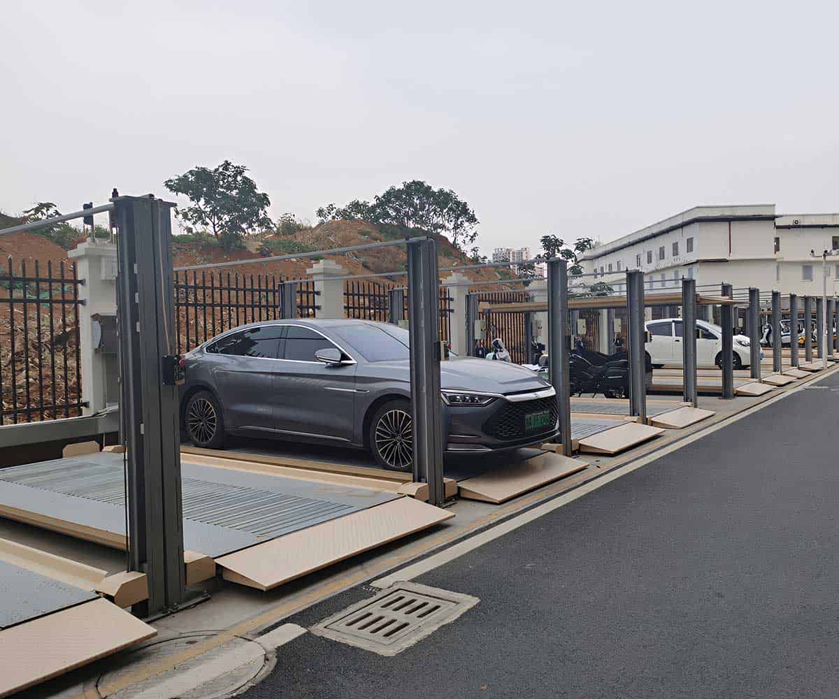 白云二层简易机械式立体停车设备电机特点与使用